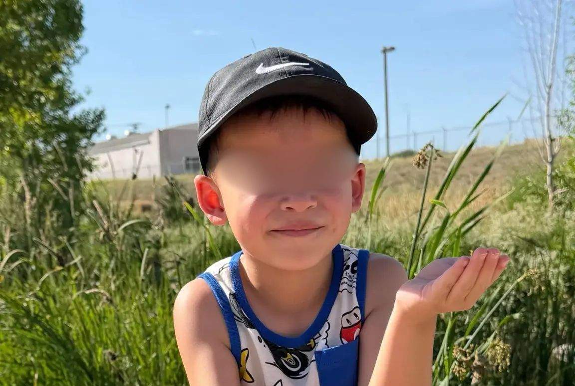 Băiețelul care a murit în timp ce se afla în vacanță cu familia