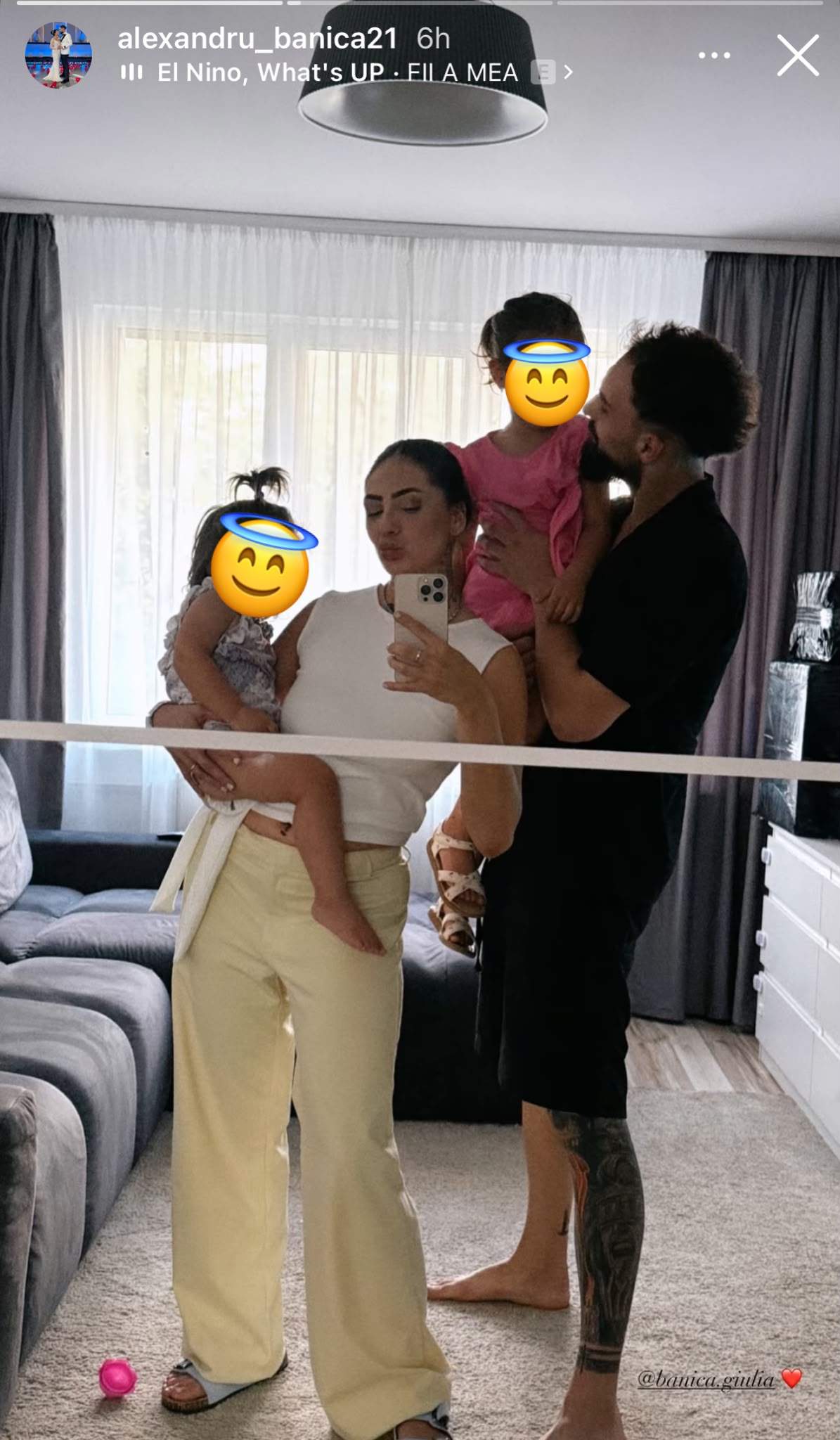 Giulia și Alexandru, cu doi copii