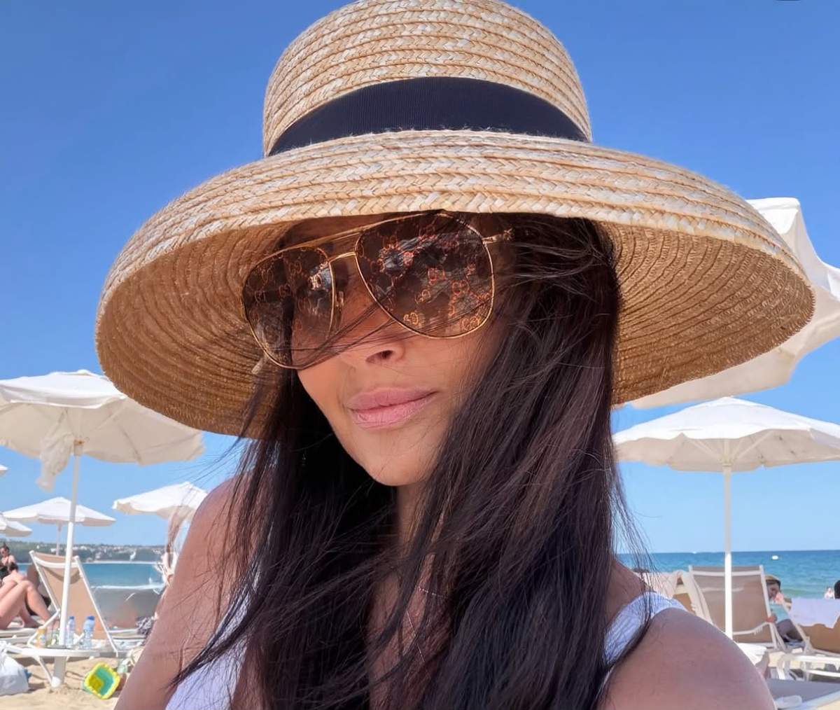 Gabriela Cristea, la plajă