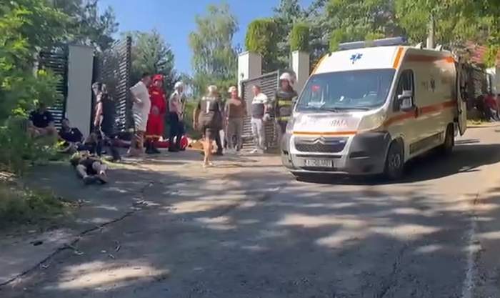 Accident grav! Microbuzul cu juniorii lui Dinamo 2 s-a izbit de un copac. Sunt mai multe victime