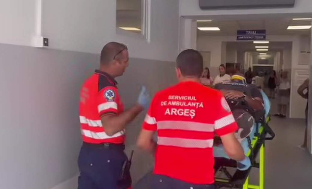 Primele imagini cu Adrian Ropotan, după accidentul cumplit! Antrenorul juniorilor de la Dinamo, apariție îngrijorătoare pe targă