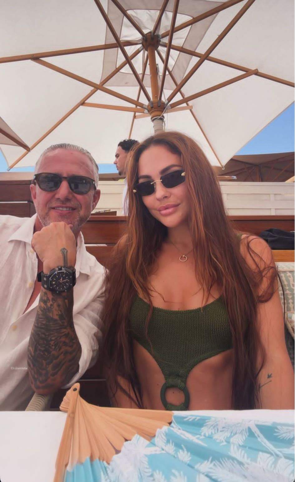 Cum arată Corina Caciuc în costum de baie! Partenera lui Laurențiu Reghecampf, surprinsă pe plajă