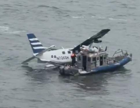 Accident aviatic! Un hidroavion cu 8 persoane la bord s-a prăbușit. Imagini de la fața locului