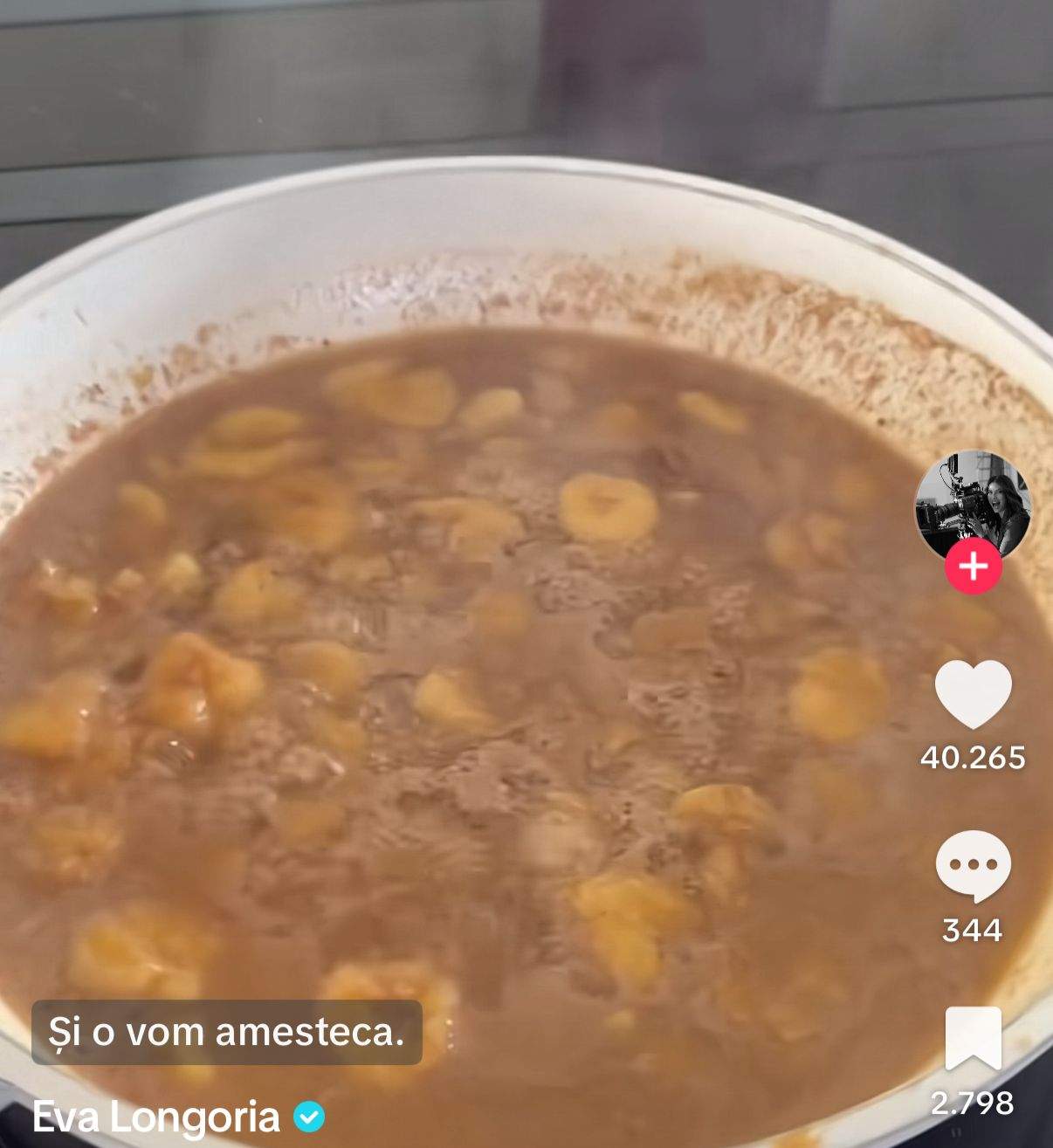 Rețeta de frappe cu sirop de banane preparat în casă. Eva Longoria a dezvăluit secretul băuturii sale preferate