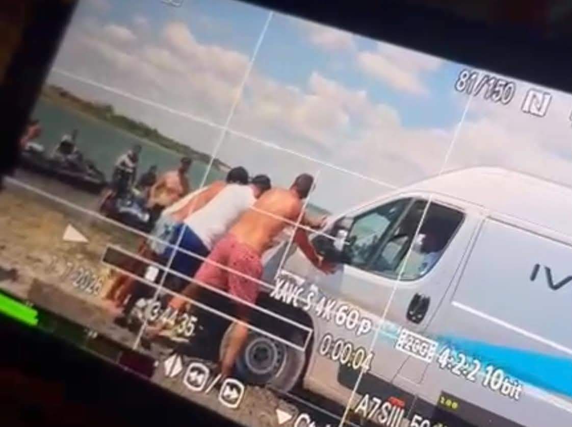 Cătălin Cazacu, situație complicată! A rămas împotmolit și a fost nevoie de mult ajutor