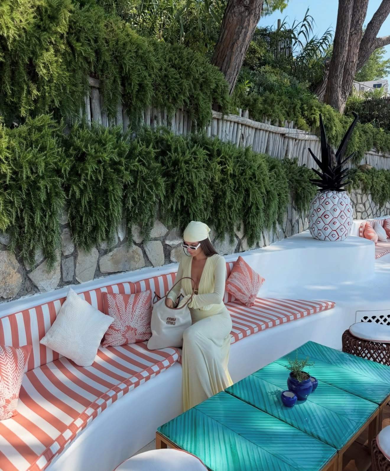 Elena și Ianis Hagi au plecat în vacanță! Ce destinație spectaculoasă au ales| FOTO