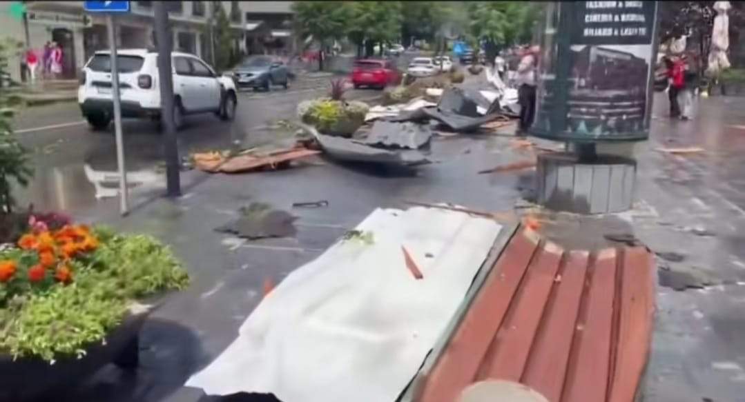 furtună în Sinaia