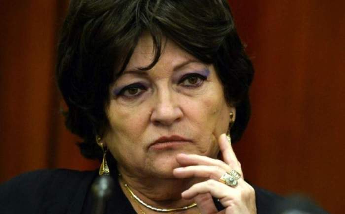 Monica Pop, serioasă
