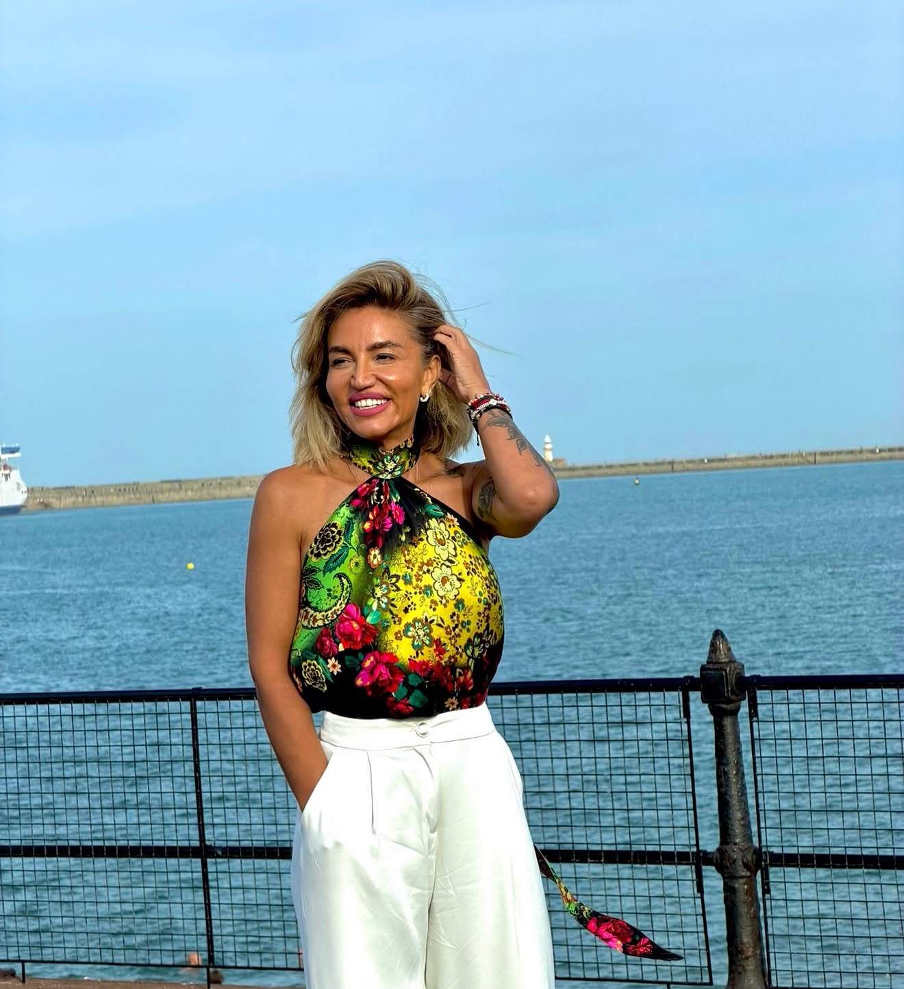 Larisa Uță, la malul mării