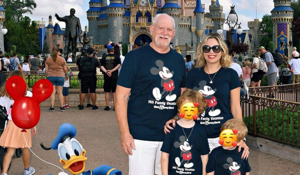 Familia Iasminei Hill