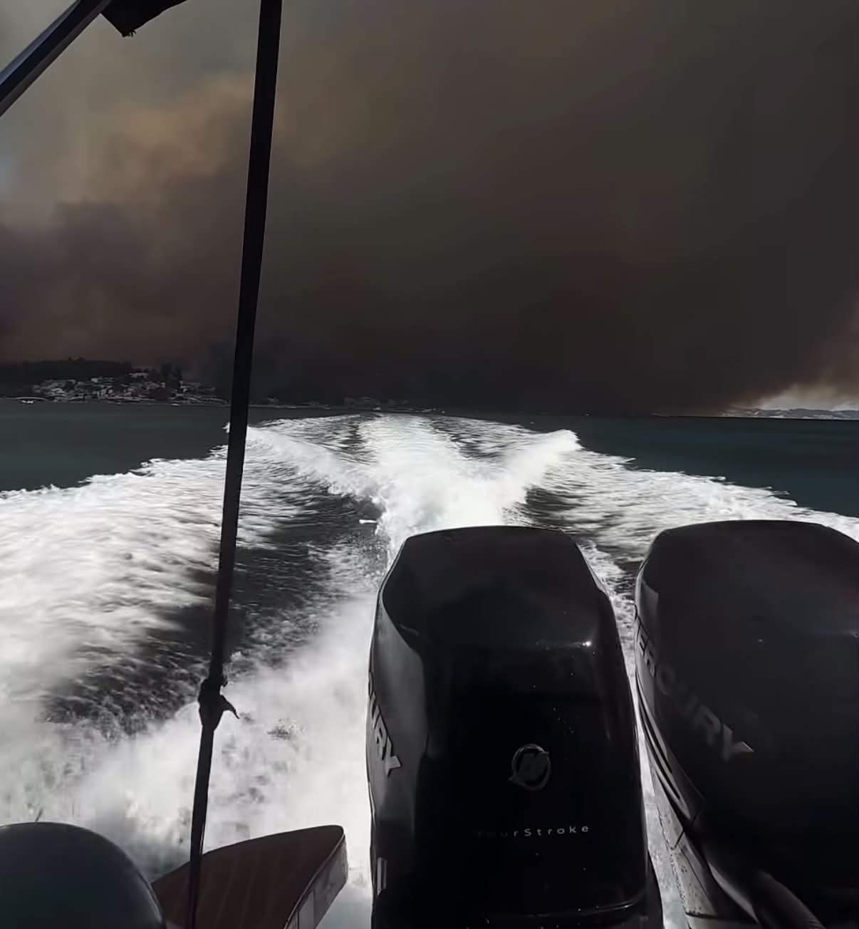 incendiu grecia