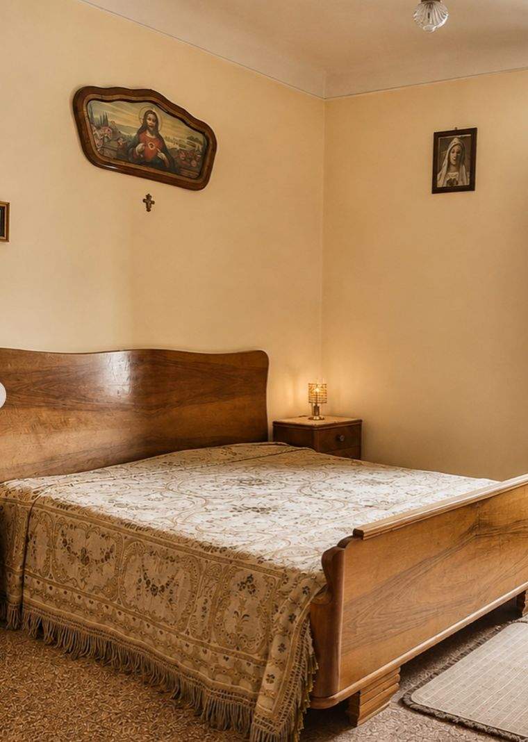 Dacă ai 25.000 de euro poți cumpăra o casă superbă în inima Siciliei. Imagini cu proprietatea, atât interior cat și exterior | GALERIE FOTO