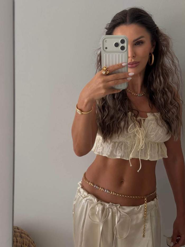 Denisa Nechifor, în oglindă
