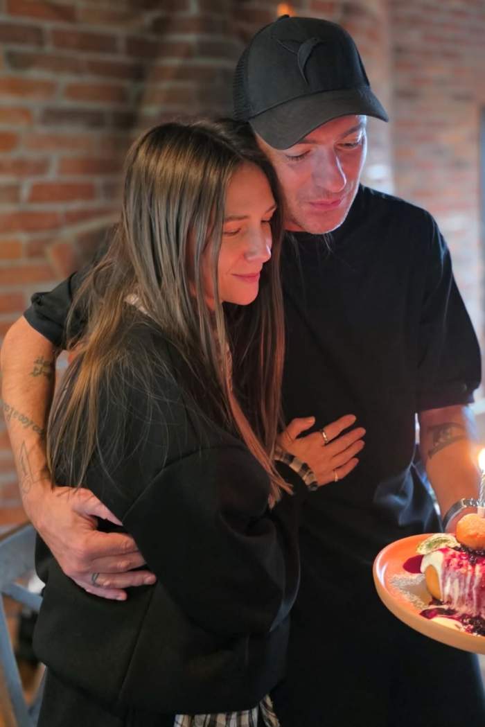 Adela Popescu și Radu Vâlcan, în ipostaze tandre