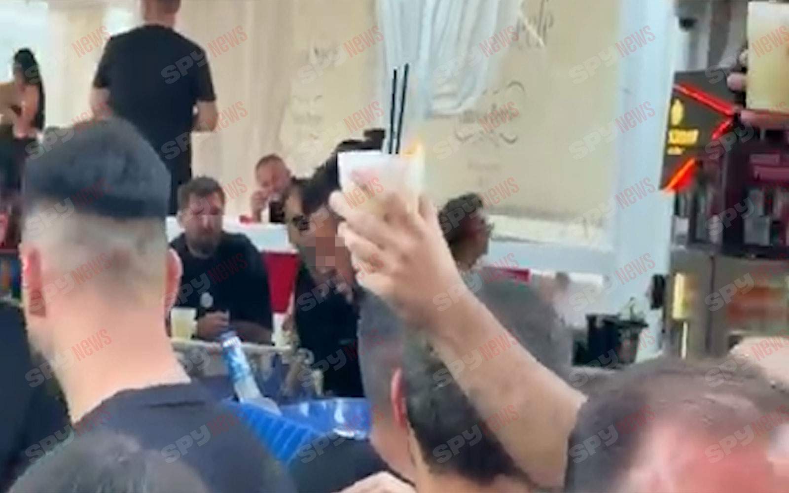 Ramona Olaru și Cătălin Cazacu, din nou împreună! Asistenta de la Neatza și motociclistul au făcut schimb de zâmbete. Nici nu zici că sunt despărțiți