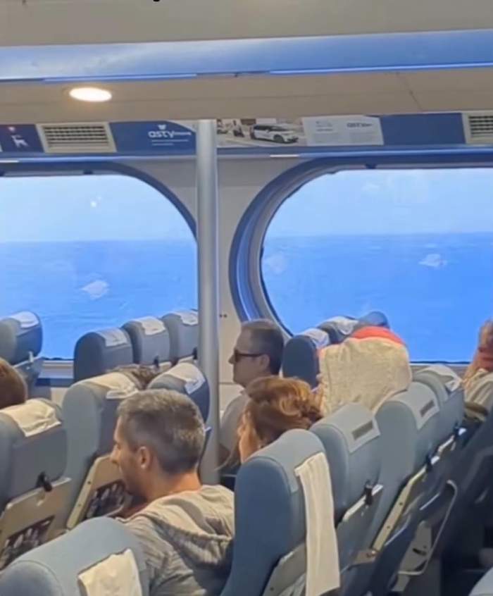 Mersul cu feribotul în Grecia nu este pentru cei cu stomacul sensibil! Imagini care vă arată ce înseamnă experiența