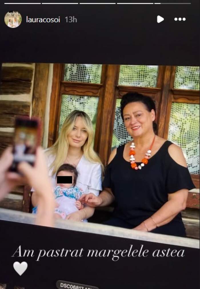 laura cosoi si mama ei