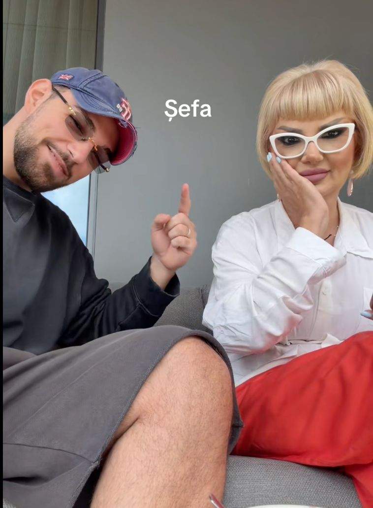 Andrew Barabancea, alături de mama sa