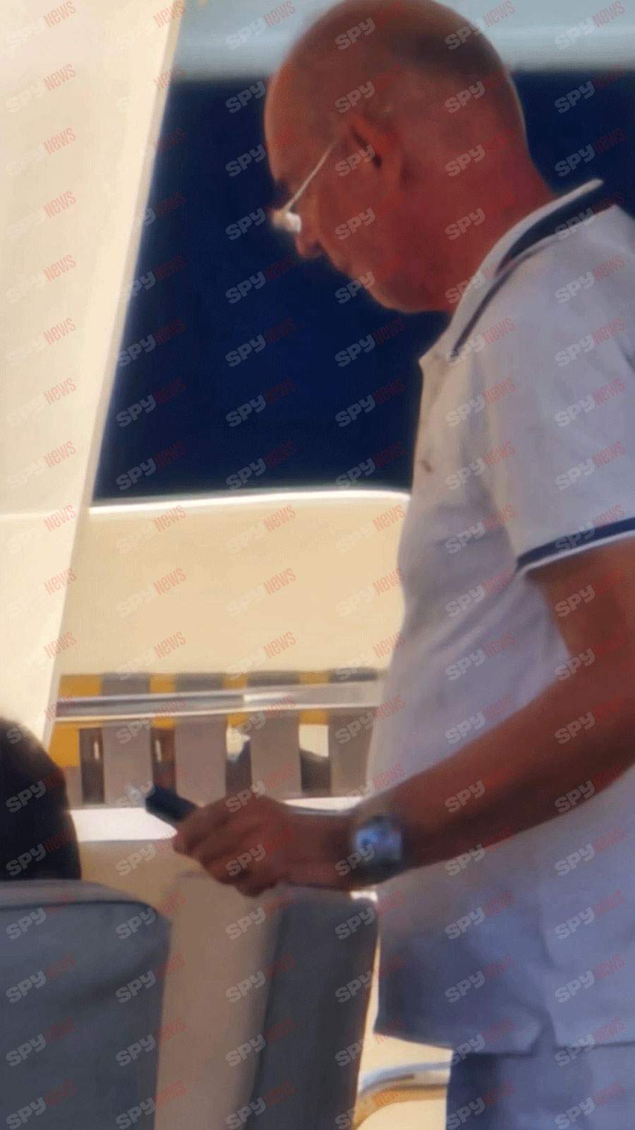 EXCLUSIV PAPARAZZI | Bomba momentului! Milionarul Daniel Tudor, vacanță pe iaht cu fosta soție, după ce a intentat divorțul de Ramona. Imaginile care ridică mari semne de întrebare