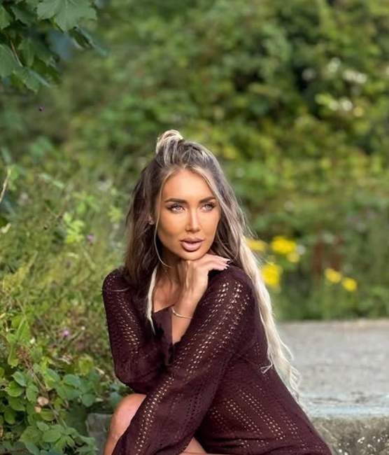 maria avram la o sedinta foto