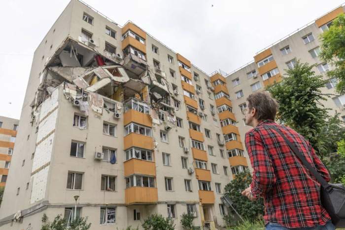 Blocul în care a avut loc explozia