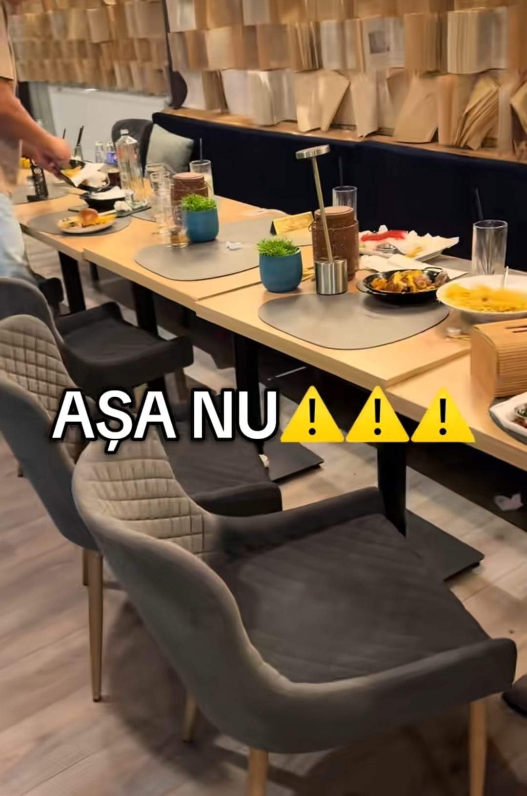 O terasă din Tecuci, distrusă de clienții prost crescuți. Au lăsat dezastru în urmă