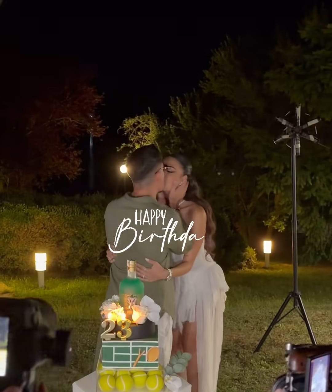 Bogdan de la Ploiești a făcut o aroganță la petrecerea aniversară a Vanessei! Toate camerele de filmat au fost ațintite asupra lui | FOTO