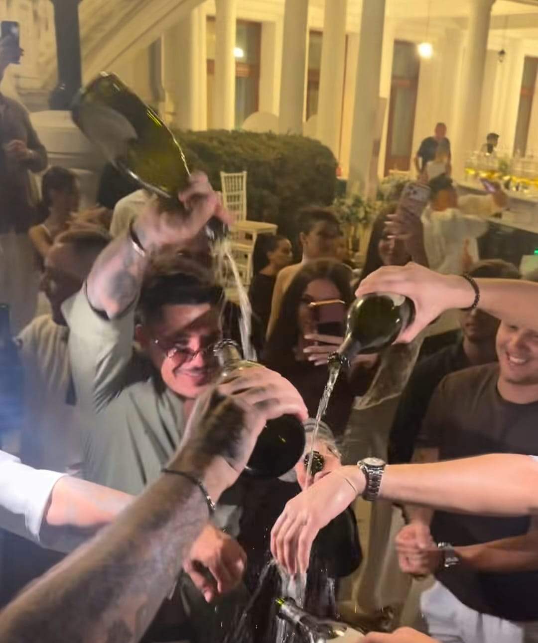 Bogdan de la Ploiești a făcut o aroganță la petrecerea aniversară a Vanessei! Toate camerele de filmat au fost ațintite asupra lui | FOTO