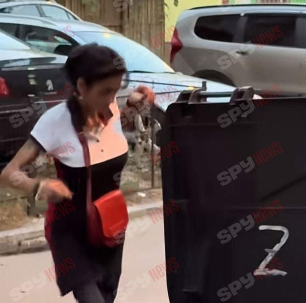 Alina Eriko caută în gunoi