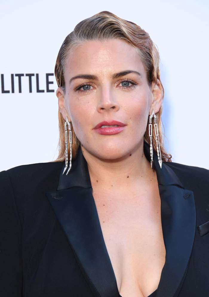 Busy Philipps. A cincea ediție anuală a galei Fashion LA Awards, organizată de The Daily Front Row la The Beverly Hills Hotel.