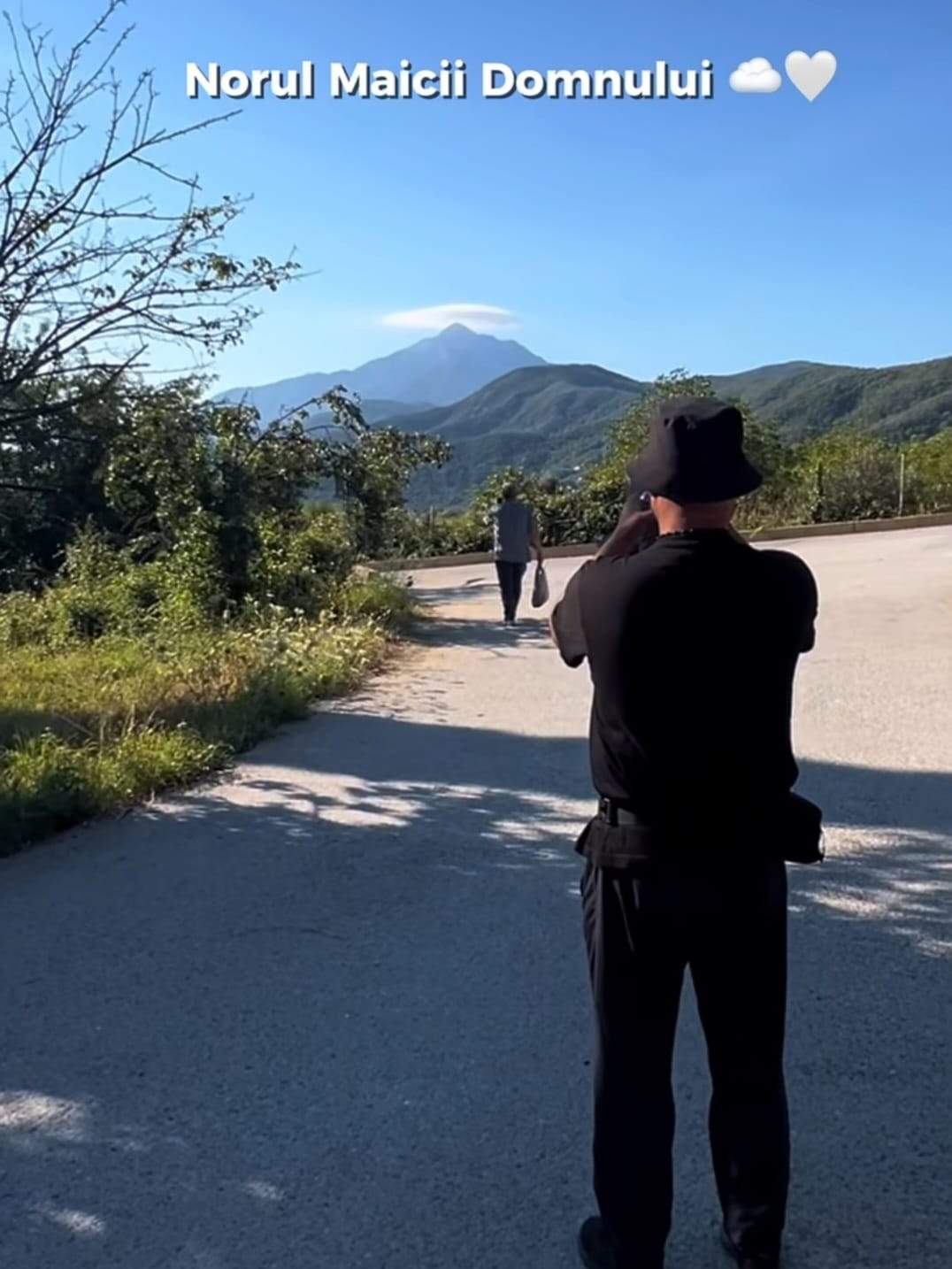 Fenomen rar pe Muntele Athos! Cum arată norii Maicii Domnului și ce semnifică