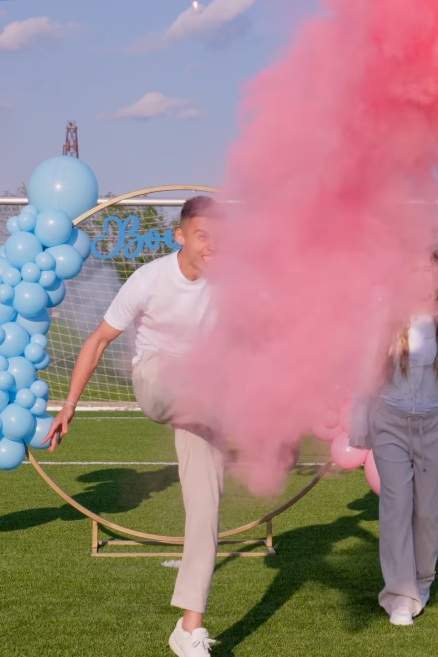 Cătălin Cîrjan, fotbalistul de la Dinamo, a devenit tată! Soția lui, Evelyn, a adus pe lume o fetiță