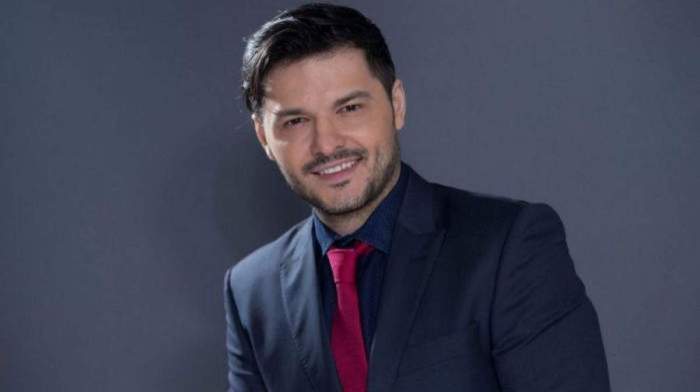 Liviu Vârciu, îmbrăcat la costum