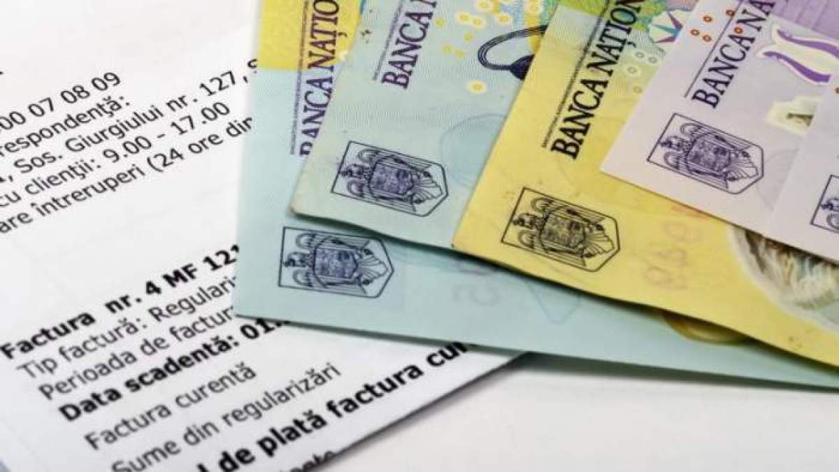 factură și bancnote