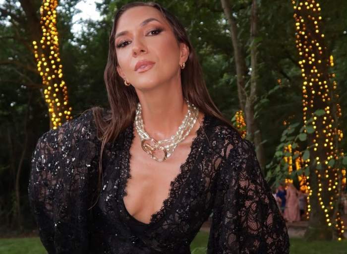 Adela Popescu