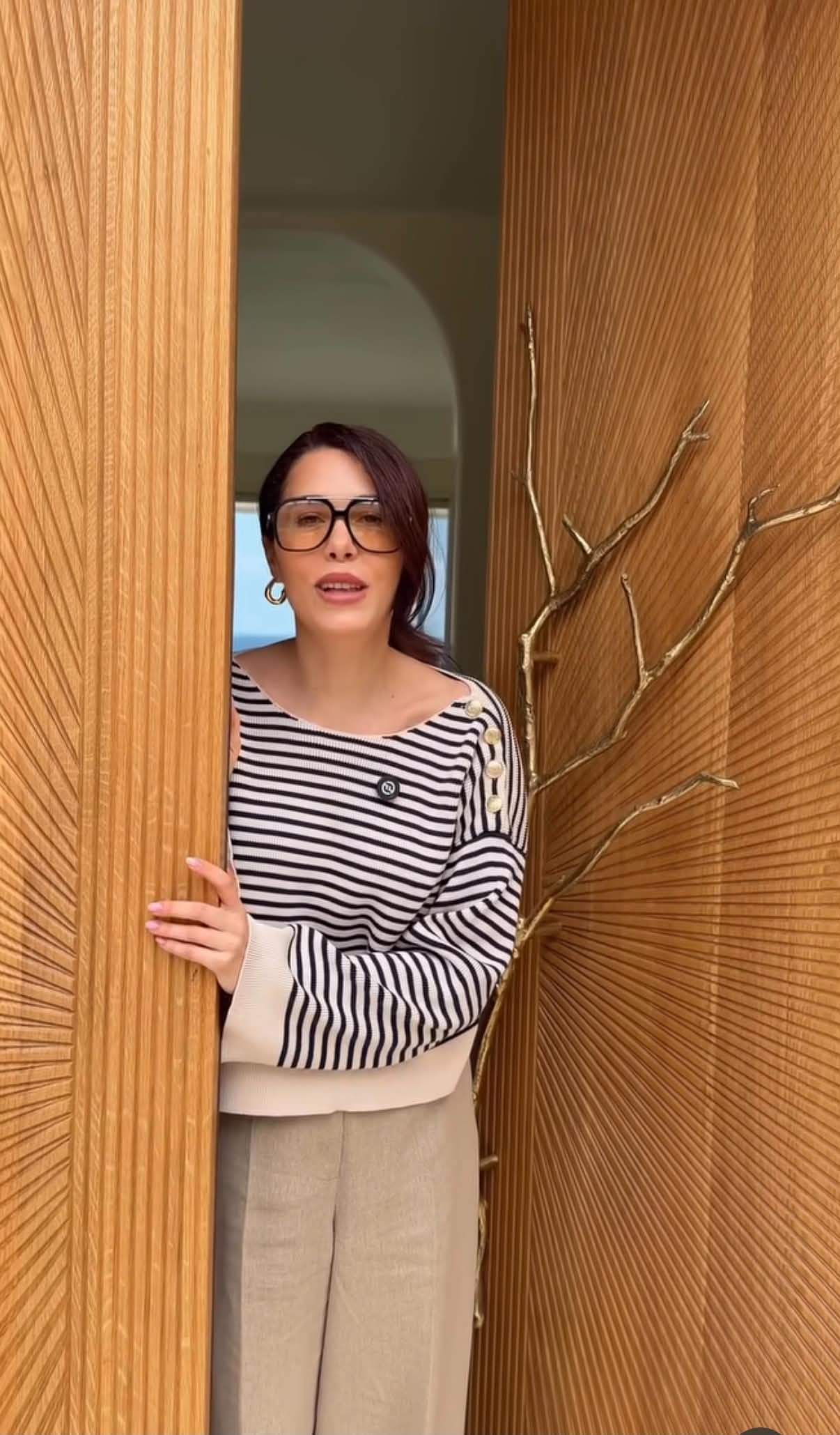 Codrina Apostol și-a cumpărat o casă superbă în Creta. A amenajat-o impecabil, iar priveliștea spre mare este de vis | FOTO