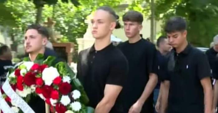 Imagini dureroase de la înmormântarea maseurului mort în accidentul în care și Adrian Ropotan a fost rănit. Familia cere explicații după tragedie | FOTO