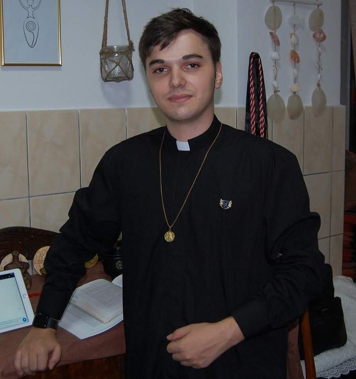 EXCLUSIV | Liderul păgânilor din România, acuzații grave! Mărturie uluitoare