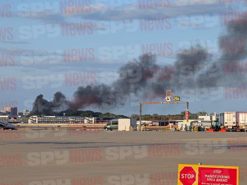 Incendiu de proporții la aeroportul Heathrow din Londra! Imagini exclusive, în timp real