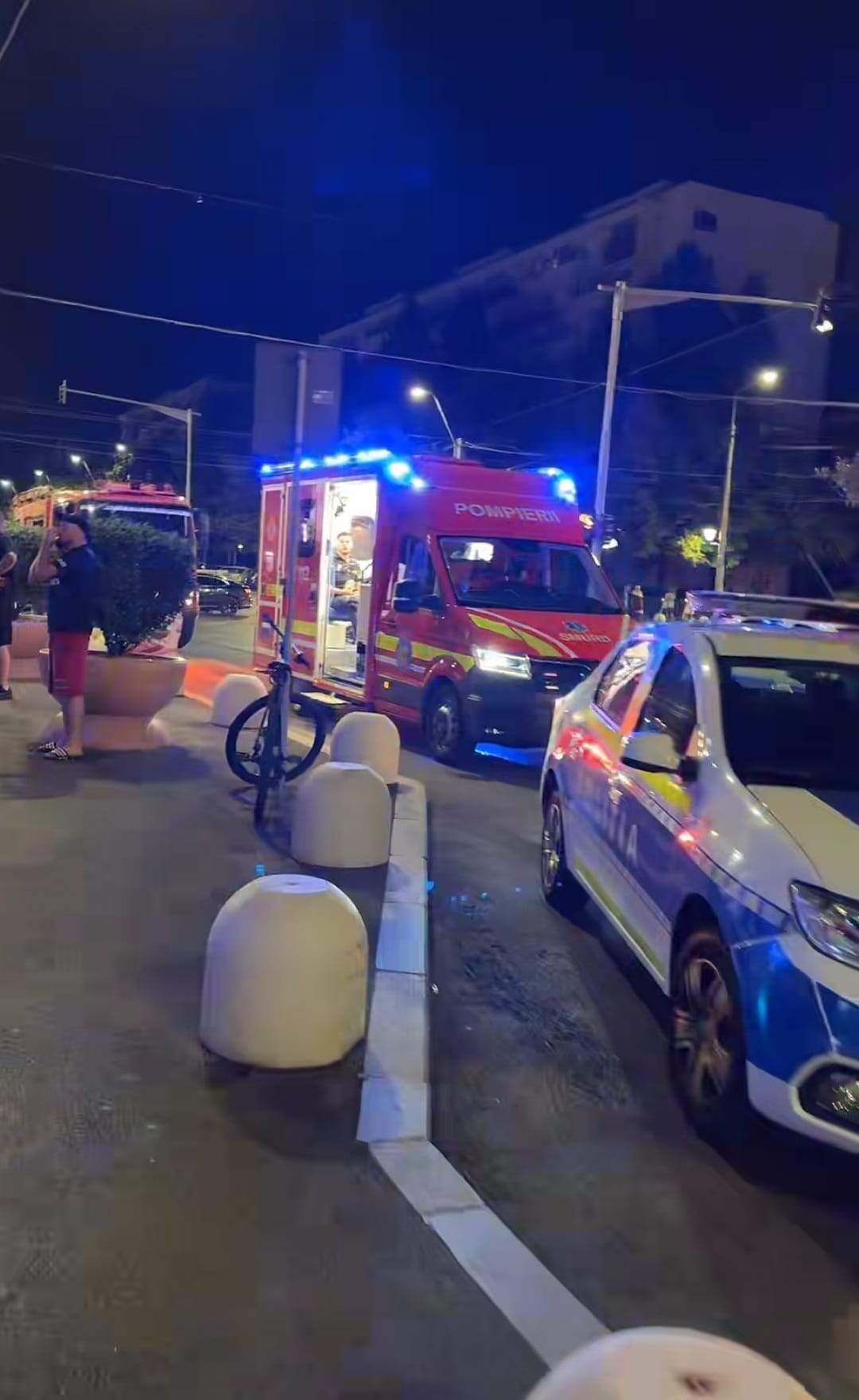 Explozie puternică la un bloc din Sectorul 4, în București! Un tânăr ar fi fost grav rănit | FOTO
