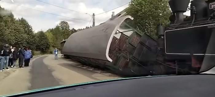 Mocănița Huțulca de la Moldovița a deraiat!