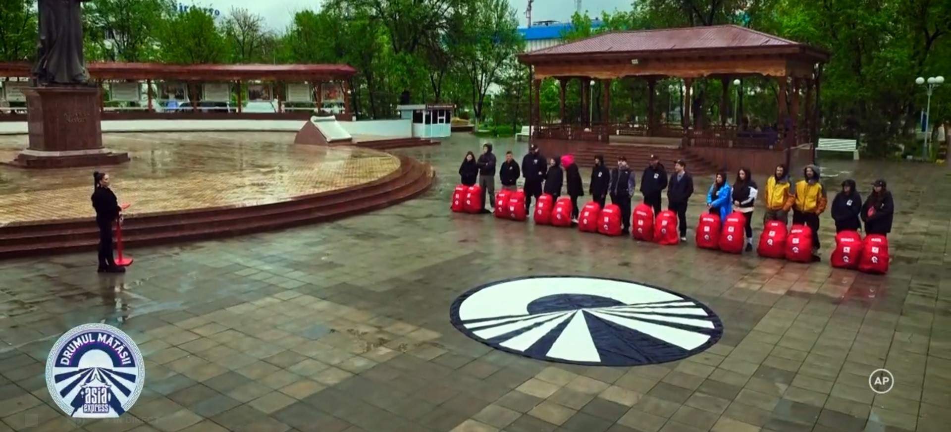 concurenții Asia Express