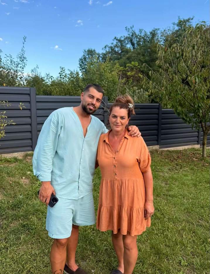 Teo Costache și mama lui