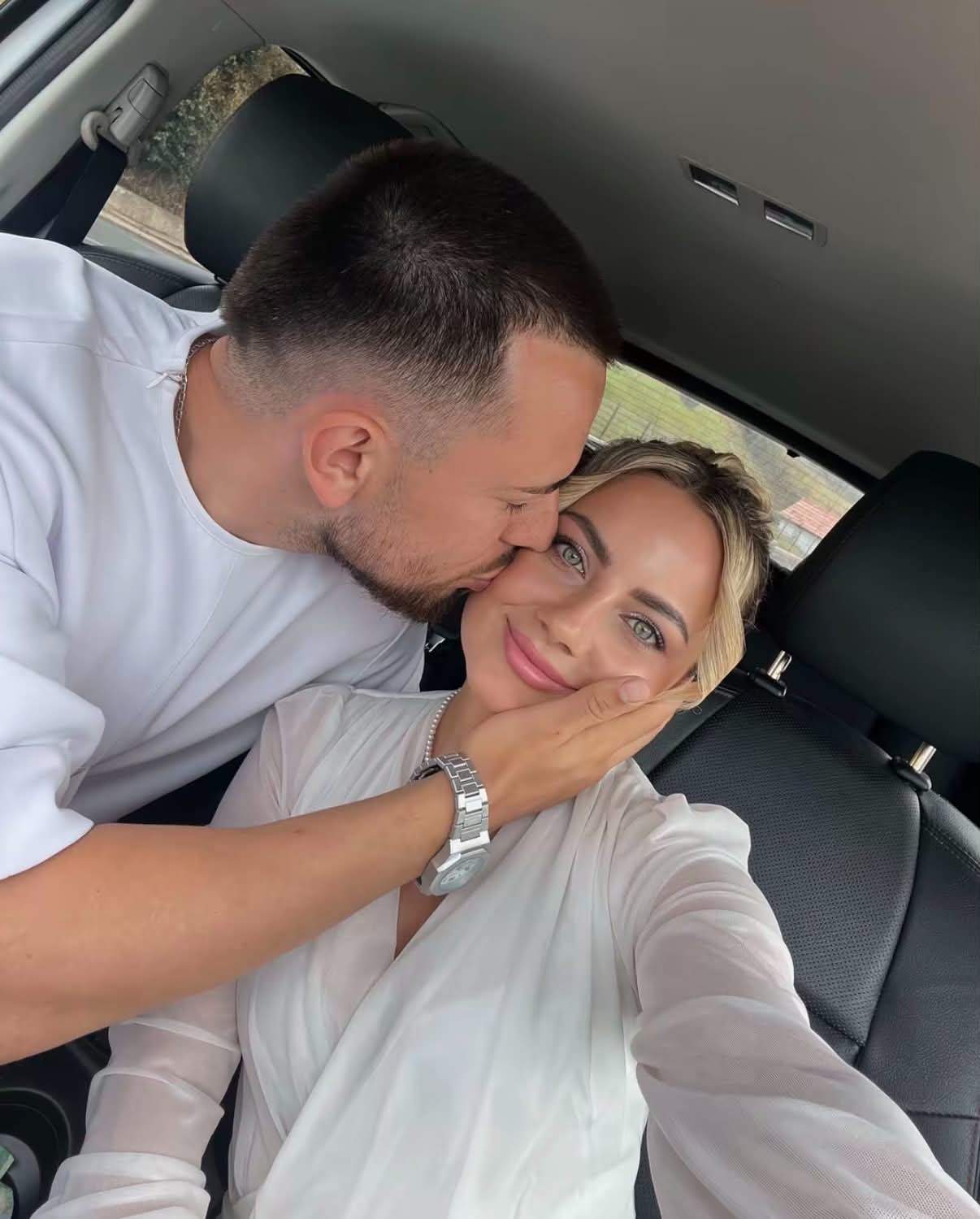 Laura și Mihai, câștigătorii Mireasa sezonul 10, nuntă cu tradiție în Ardeal. Primele imagini