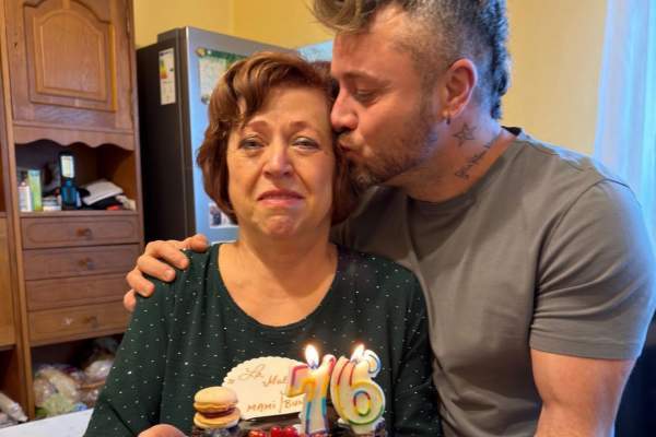Tavi Clonda și mama lui