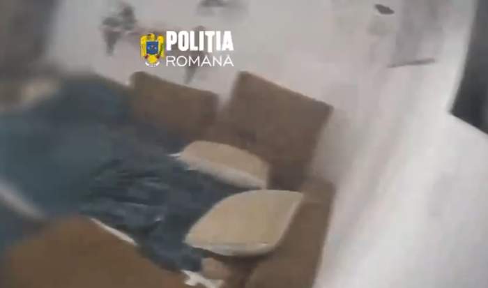 casa adolescentei