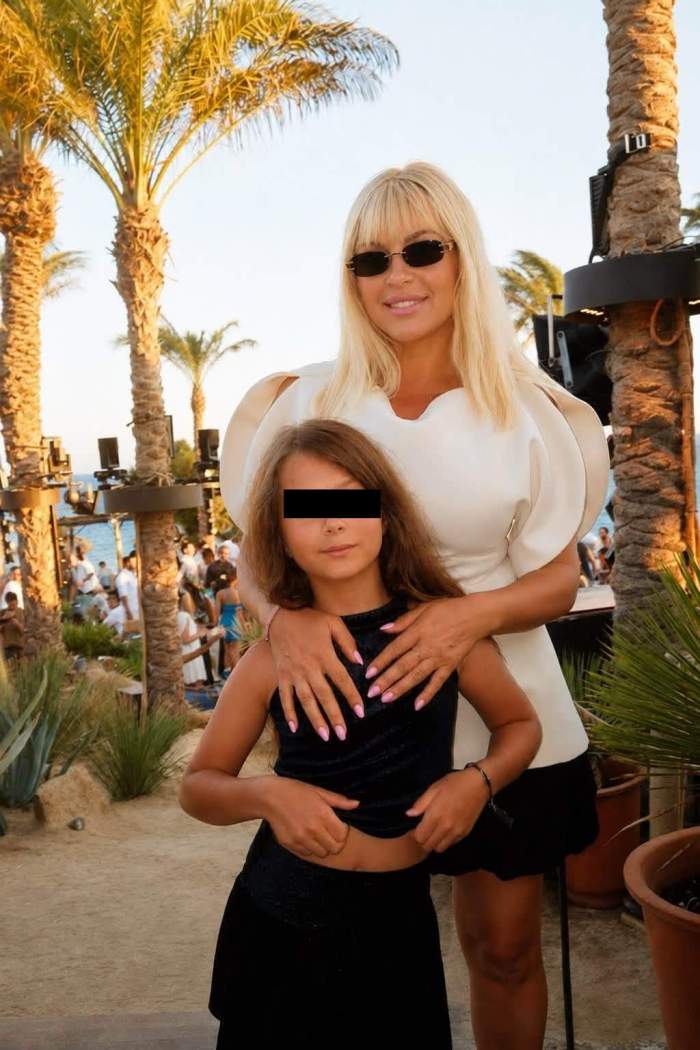 Elena Udrea și fiica ei