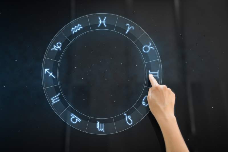 Zodiile care sunt destinate să aibă totul. Nativii vor avea parte de bani, putere și iubire