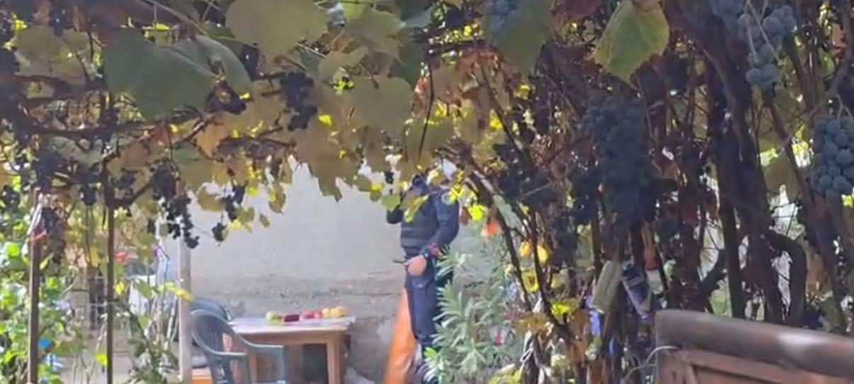 Așa arată casa în care și-ar fi găsit sfârșitul Valentina, tânăra al cărei trup a fost găsit într-o valiză, în râul Olt