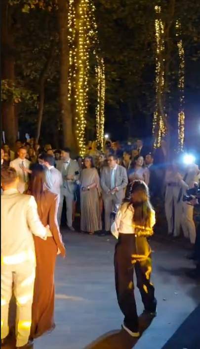 Imagini de la petrecerea de nuntă a fiicei Adinei Buzatu. Sara și Luca au atras toate privirile pe ringul de dans